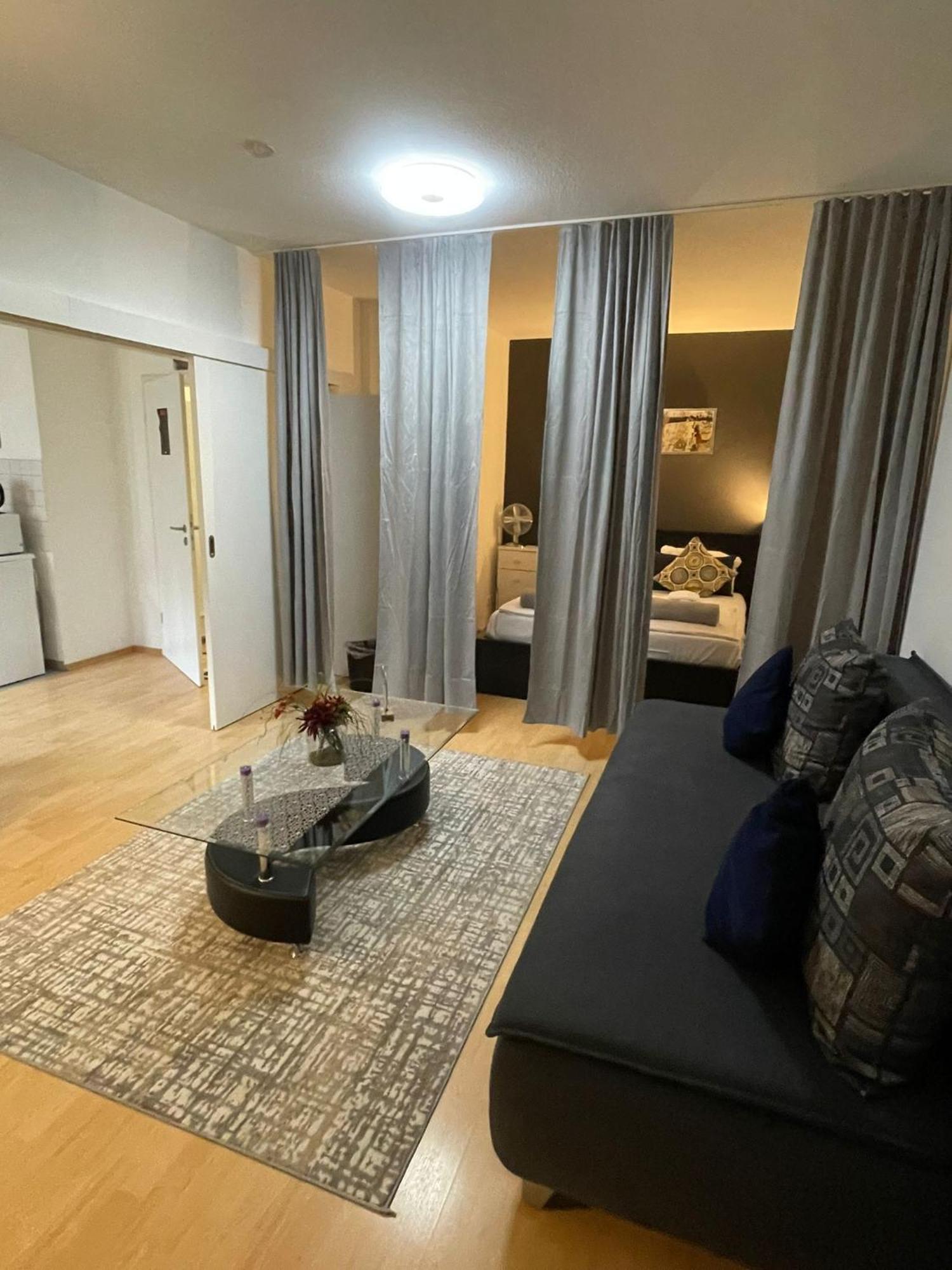 City West Studios Stuttgart Exteriör bild